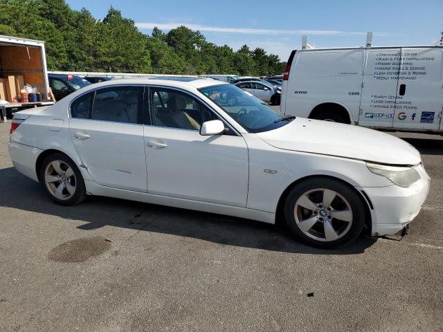 WBANU53588C114687 - 2008 BMW 528 I WHITE photo 4