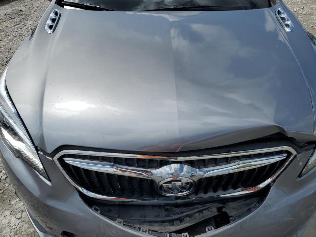 LRBFXCSA2LD135313 - 2020 BUICK ENVISION ESSENCE Մոխրագույն լուսանկար 12