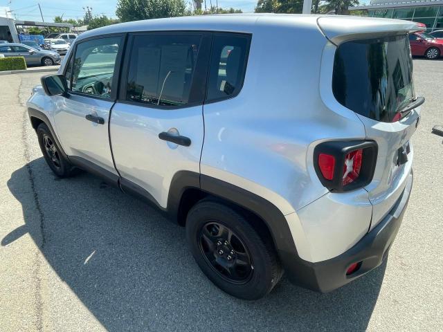 ZACCJAAH0HPE99067 - 2017 JEEP RENEGADE SPORT SILVER photo 3