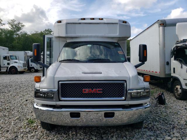 1GDE5V1G68F411889 - 2008 GMC C5500 C5V042 WHITE photo 5