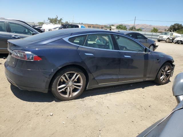 5YJSA1CN2DFP09118 - 2013 TESLA MODEL S ლურჯი ფოტო 3