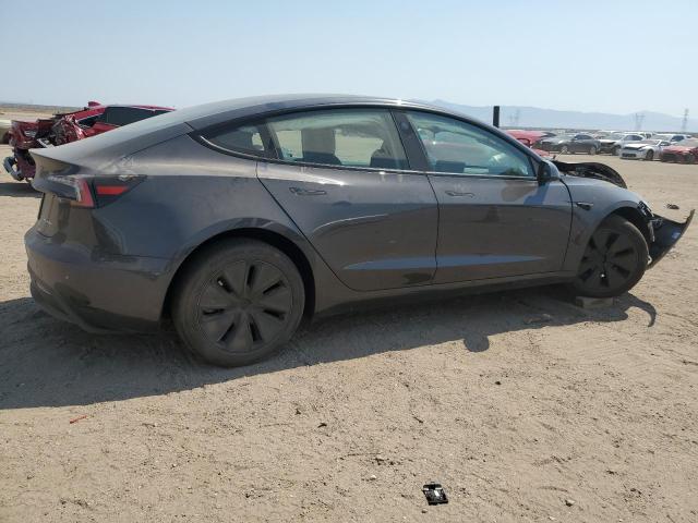 5YJ3E1EB7SF939701 - 2025 TESLA MODEL 3 GRAY photo 3