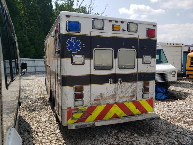 1HTJSSKK2DH146144 - 2013 INTERNATIONAL TERRASTAR WHITE photo 2