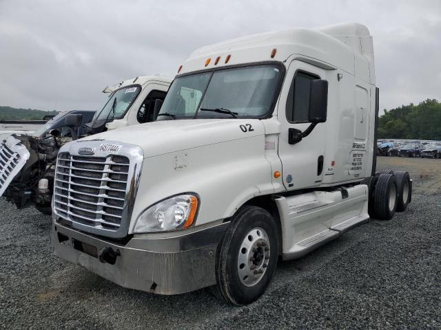 1FUJGLDR9CSBH1260 - 2012 FREIGHTLINER CASCADIA 1 WHITE photo 2