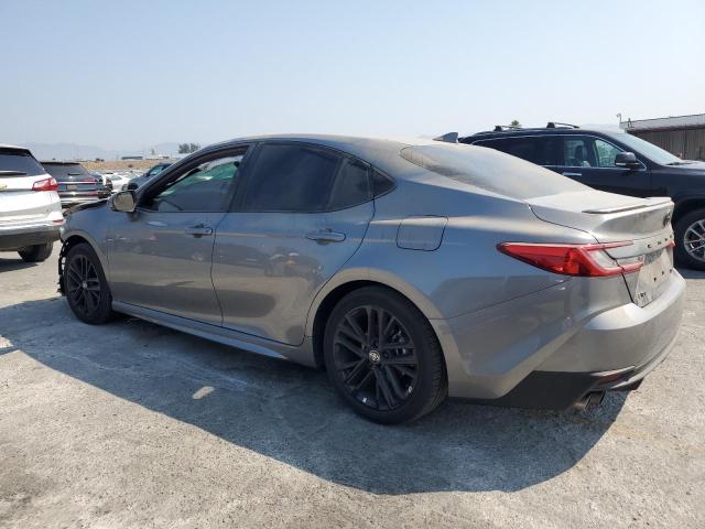 4T1DAACK1SU559002 - 2025 TOYOTA CAMRY XSE GRAY photo 2