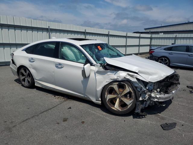 1HGCV2F90KA036110 - 2019 HONDA ACCORD TOURING Biały zdjęcie 4