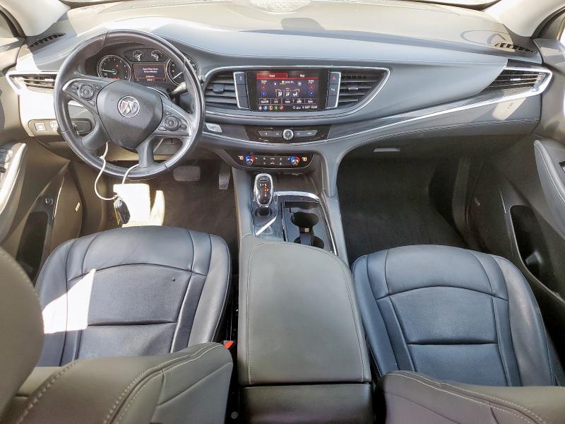 5GAERBKWXLJ300203 - 2020 BUICK ENCLAVE ESSENCE Сріблястий фото 8