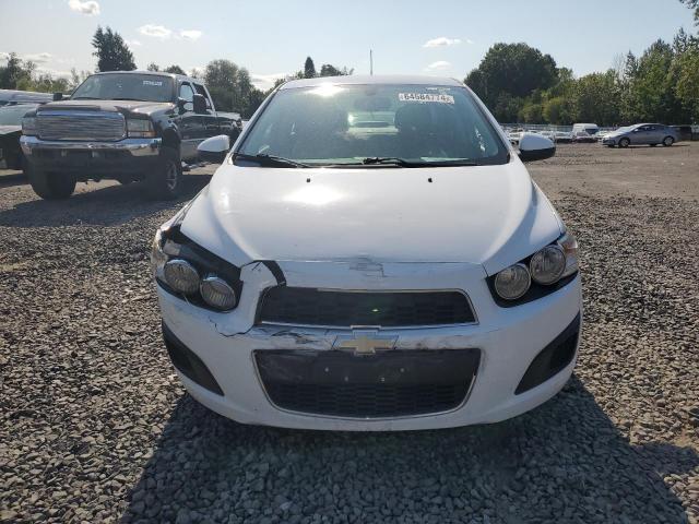 1G1JA5SH2F4205931 - 2015 CHEVROLET SONIC LS WHITE photo 5