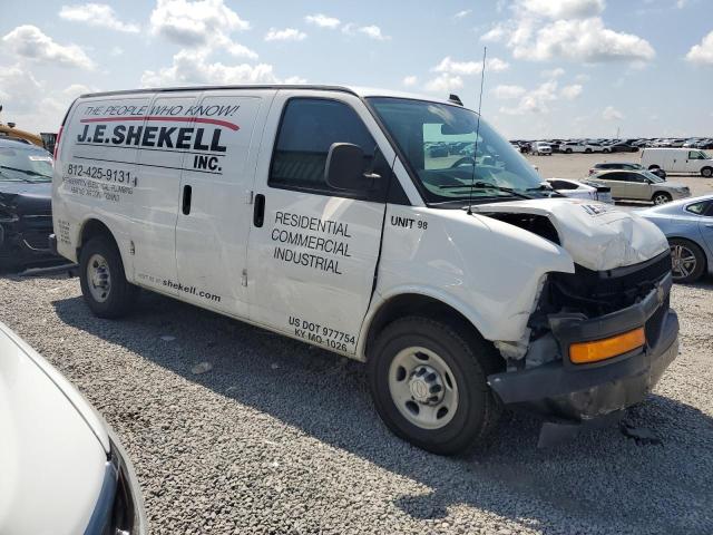 1GCWGAFG0J1342592 - 2018 CHEVROLET EXPRESS G2500 白色 照片 4