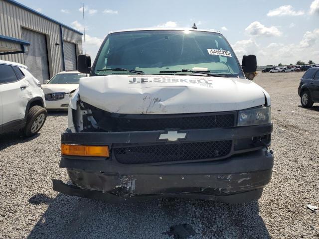 1GCWGAFG0J1342592 - 2018 CHEVROLET EXPRESS G2500 白色 照片 5