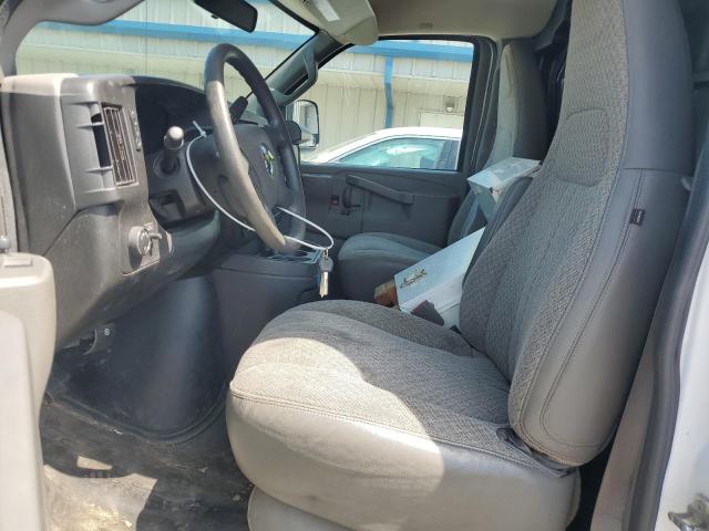 1GCWGAFG0J1342592 - 2018 CHEVROLET EXPRESS G2500 白色 照片 7