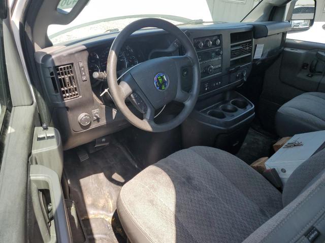 1GCWGAFG0J1342592 - 2018 CHEVROLET EXPRESS G2500 白色 照片 8
