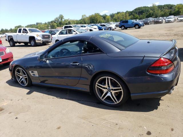 WDBSK7AA2BF161306 - 2011 MERCEDES-BENZ SL 63 AMG GRAY photo 2