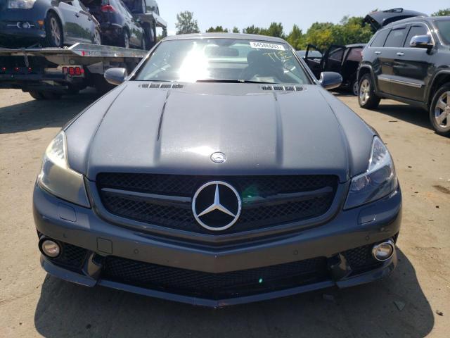 WDBSK7AA2BF161306 - 2011 MERCEDES-BENZ SL 63 AMG GRAY photo 5