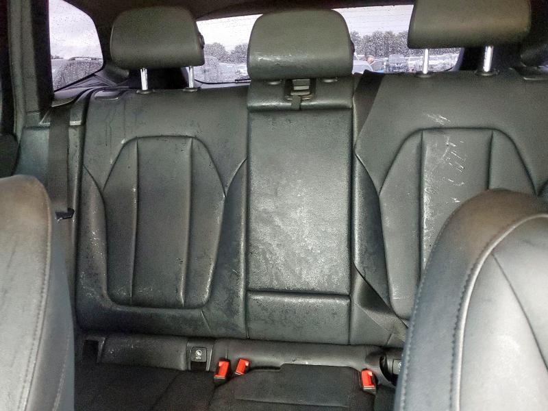 5UXTR7C54KLR45777 - 2019 BMW X3 SDRIVE30I BLACK photo 10