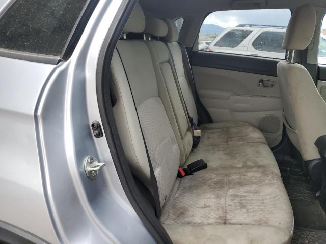 JA4AP3AW2HZ041705 - 2017 MITSUBISHI OUTLANDER ES SILVER photo 10