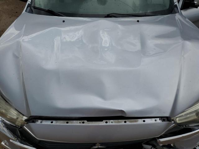 JA4AP3AW2HZ041705 - 2017 MITSUBISHI OUTLANDER ES SILVER photo 11