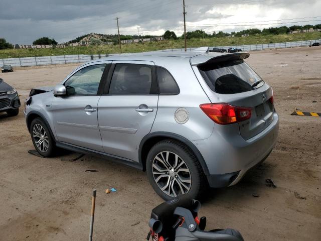 JA4AP3AW2HZ041705 - 2017 MITSUBISHI OUTLANDER ES SILVER photo 2