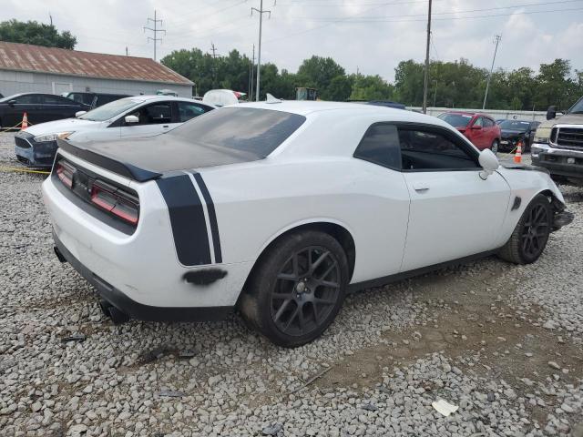 2C3CDZFJ3GH275524 - 2016 DODGE CHALLENGER R/T SCAT PACK WHITE photo 3