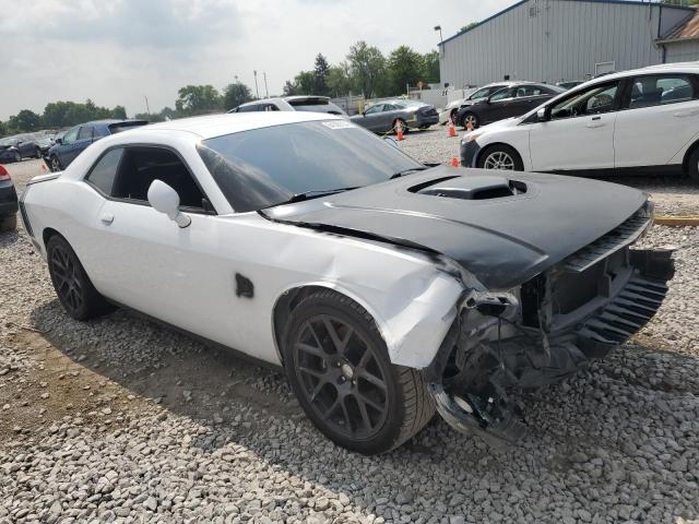 2C3CDZFJ3GH275524 - 2016 DODGE CHALLENGER R/T SCAT PACK WHITE photo 4