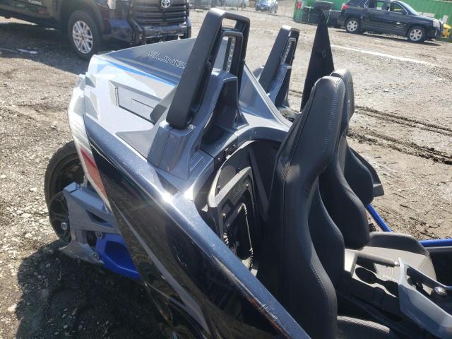 57XAARGB6M8145829 - 2021 POLARIS SLINGSHOT R GRAY photo 10