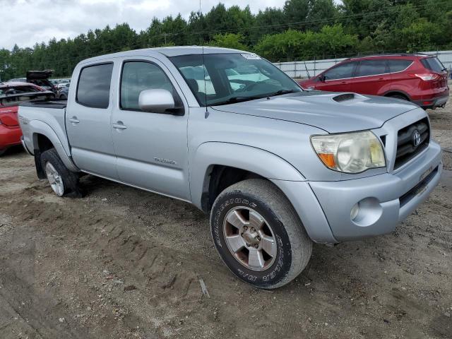 5TEJU62N28Z500161 - 2008 TOYOTA TACOMA DOUBLE CAB PRERUNNER SILVER photo 4