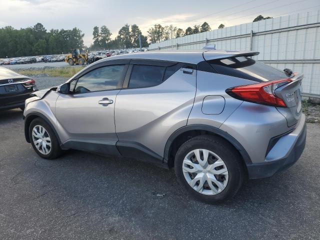 NMTKHMBX6KR077179 - 2019 TOYOTA C-HR XLE Silber Foto 2