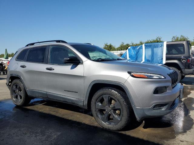 1C4PJMAS2HW665123 - 2017 JEEP CHEROKEE SPORT SILVER photo 4