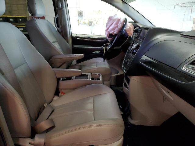 2C4RC1BGXDR647757 - 2013 CHRYSLER TOWN & COU TOURING ვერცხლისფერი ფოტო 5