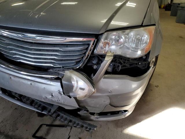 2C4RC1BGXDR647757 - 2013 CHRYSLER TOWN & COU TOURING ვერცხლისფერი ფოტო 9