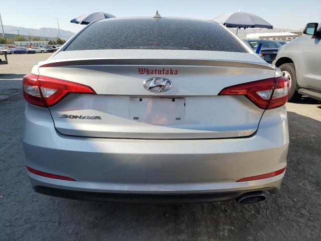 5NPE24AFXHH470559 - 2017 HYUNDAI SONATA SE SILVER photo 6