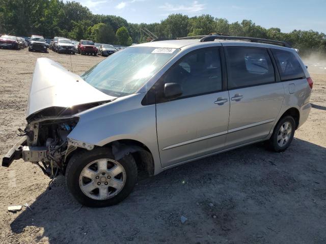 2006 TOYOTA SIENNA CE, 