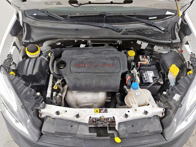 ZFBERFAB0J6L55895 - 2018 RAM PROMASTER CITY თეთრი ფოტო 11