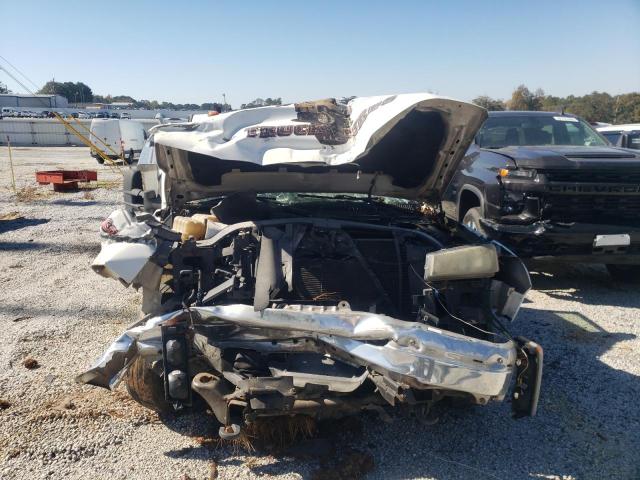 1GBJC34D97E123274 - 2007 CHEVROLET SILVERADO C3500 WHITE photo 9