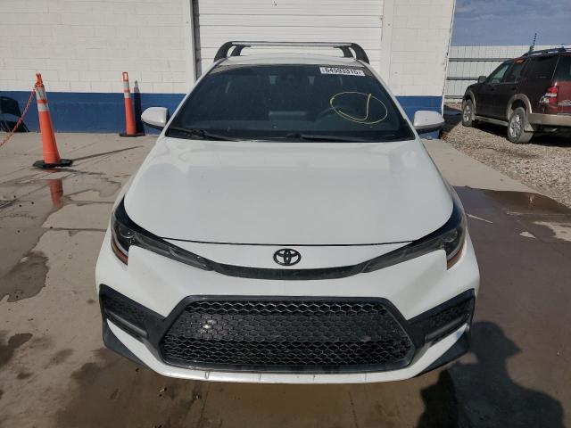 JTDS4MCE6NJ087190 - 2022 TOYOTA COROLLA SE თეთრი ფოტო 5