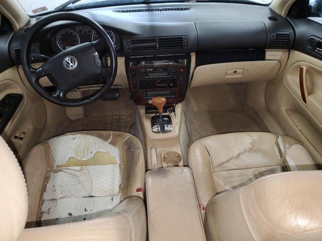 WVWRH63BX1P271883 - 2001 VOLKSWAGEN PASSAT GLX Mavi foto 8