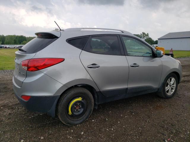 KM8JU3AC1CU386746 - 2012 HYUNDAI TUCSON GLS SILVER photo 3