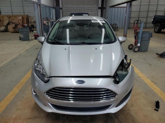 3FADP4BJ0EM215916 - 2014 FORD FIESTA SE SILVER photo 5