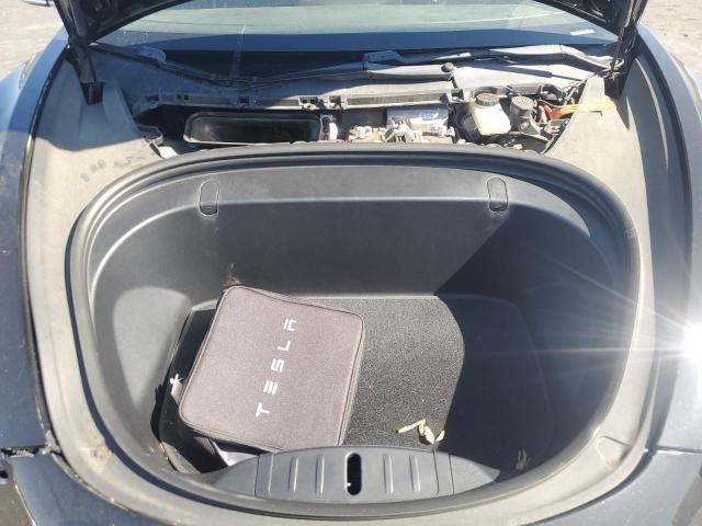 5YJ3E1EA6JF058302 - 2018 TESLA MODEL 3 Qara foto 11