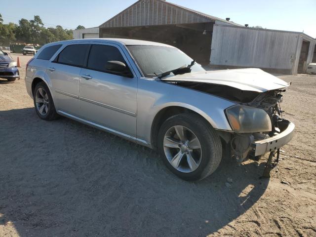 2D4FV47V37H624534 - 2007 DODGE MAGNUM SXT SILVER photo 4