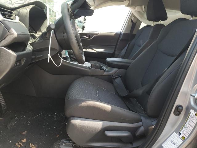 2T3F1RFV0RC457951 - 2024 TOYOTA RAV4 LE 灰色 照片 7