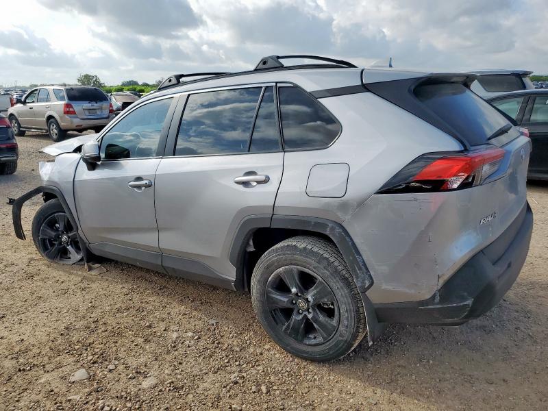 2T3W1RFV1PW288521 - 2023 TOYOTA RAV4 XLE SILVER photo 2