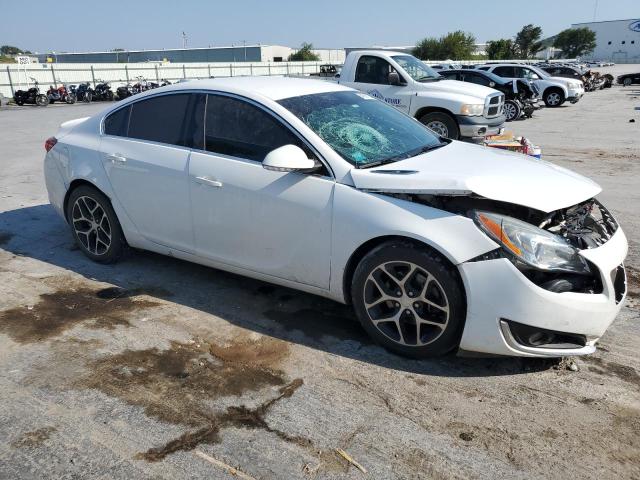 2G4GL5EX2H9154635 - 2017 BUICK REGAL SPORT TOURING WHITE photo 4