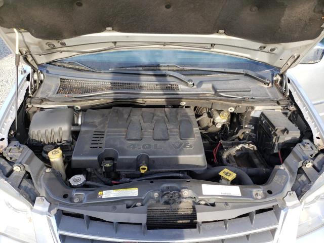 2A8HR64X78R661909 - 2008 CHRYSLER TOWN & COU LIMITED GRAY photo 12