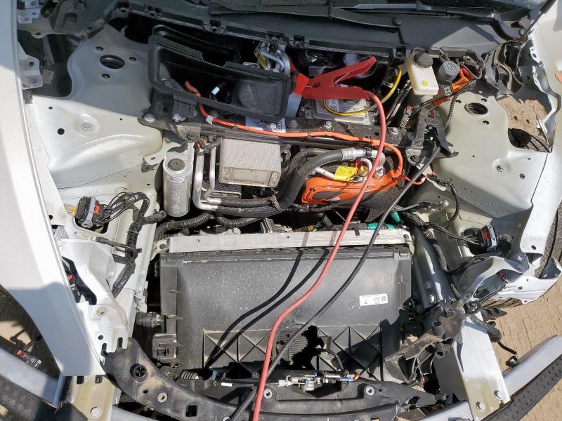 5YJ3E1EA1PF573605 - 2023 TESLA MODEL 3 WHITE photo 11