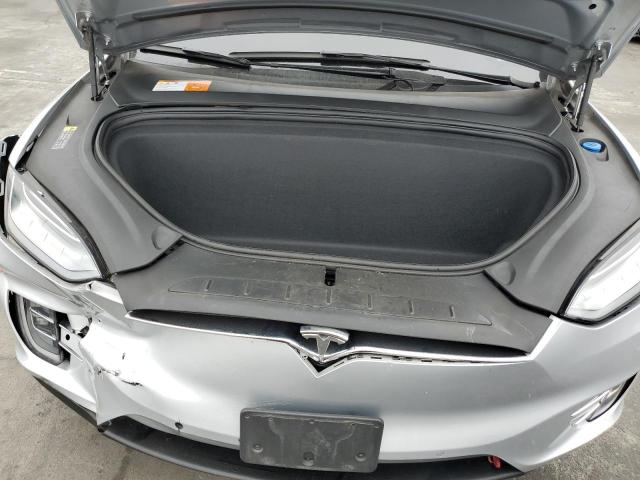 5YJXCAE20HF061156 - 2017 TESLA MODEL X SILVER photo 12