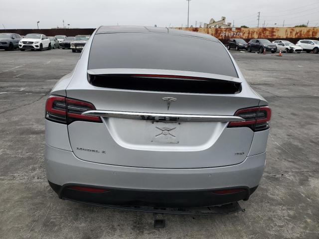 5YJXCAE20HF061156 - 2017 TESLA MODEL X SILVER photo 6