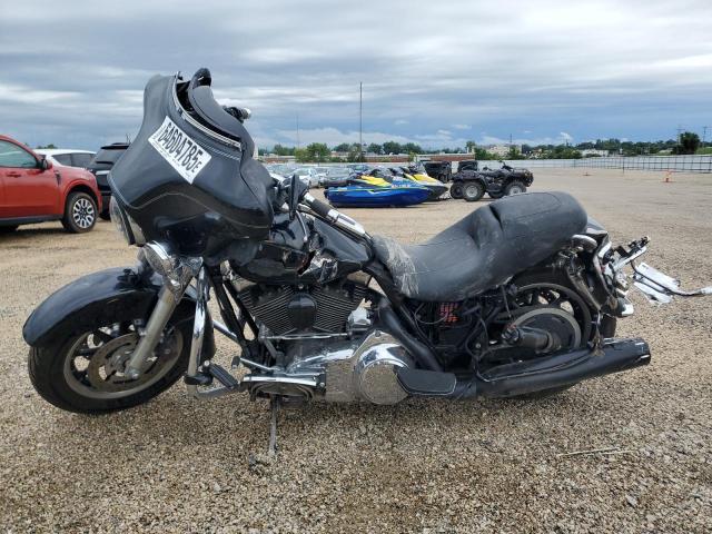 1HD1FC4108Y677780 - 2008 HARLEY-DAVIDSON FLHTCUI BLACK photo 3