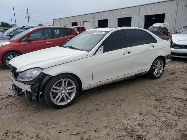 WDDGF4HB2CR215637 - 2012 MERCEDES-BENZ C 250 WHITE photo 1