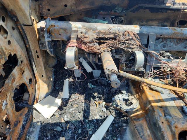 2G1FS3DW2C9186163 - 2012 CHEVROLET CAMARO SS დამწვარი ფოტო 9